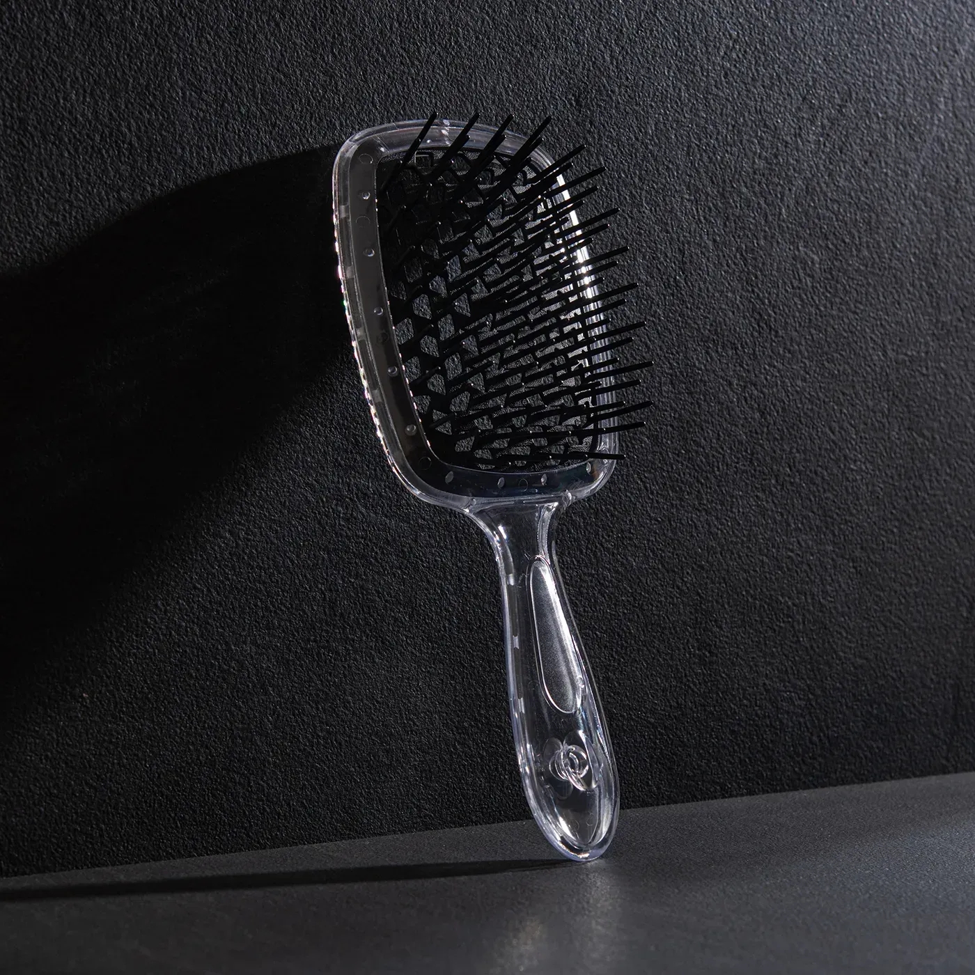 Вентилируемая основа щётки Hollow Comb Superbrush Plus Clear-Black