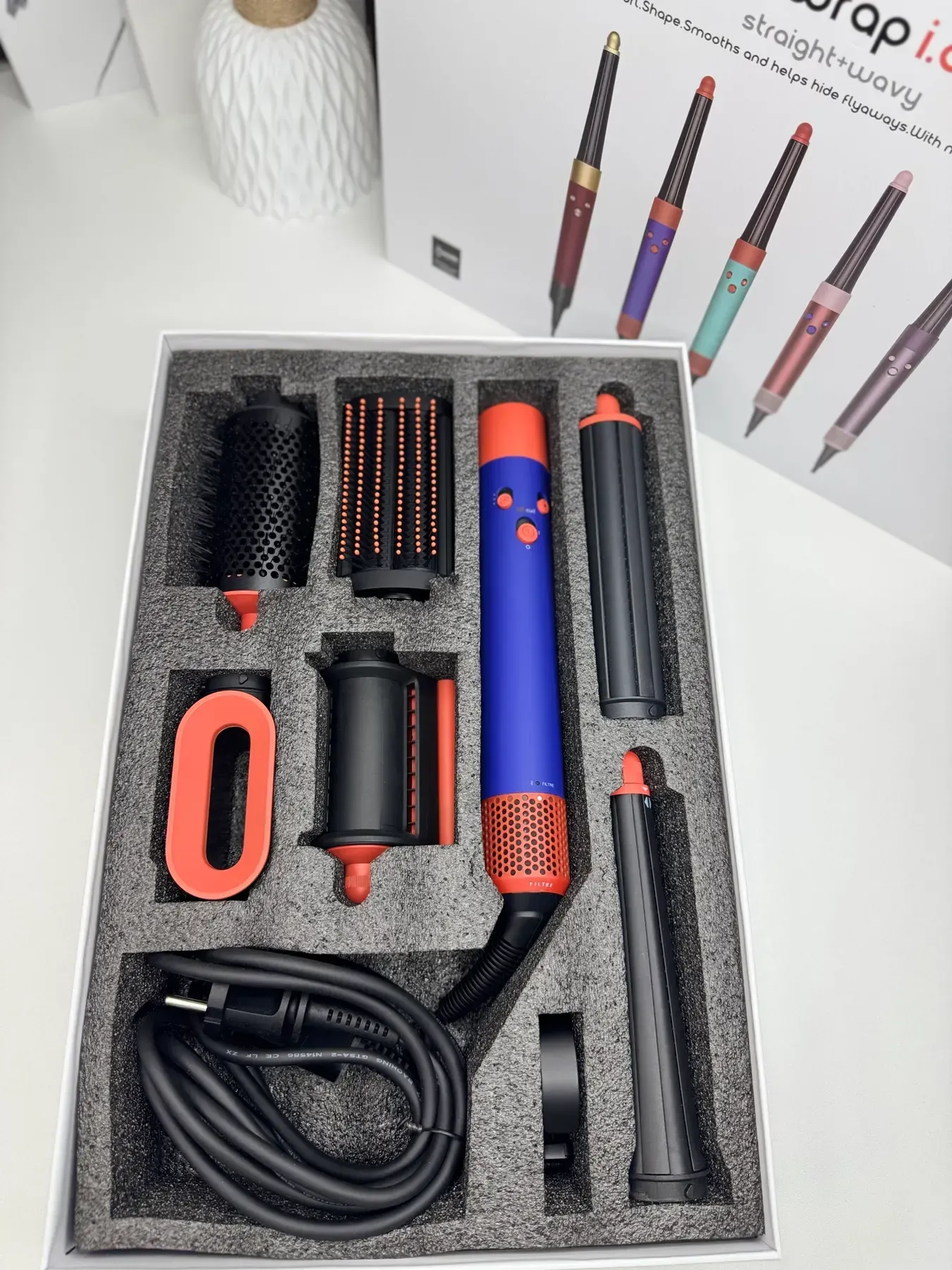 Мультистайлер Airwrap i.d. HS08, технологія розумного визначення типу волосся